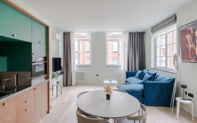 Casa Peppino - Soho - by Frankie Says