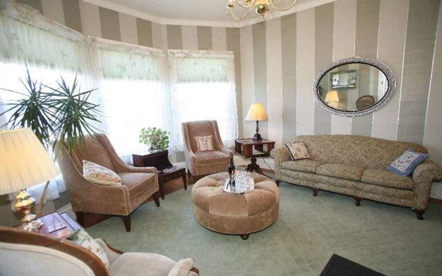 Atrium Bed and Breakfast