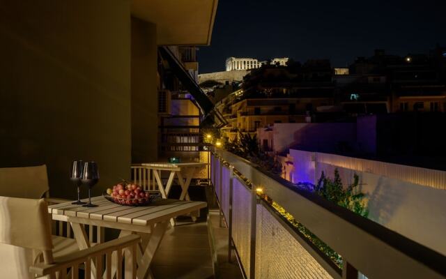 Acropolis Grand Apartment