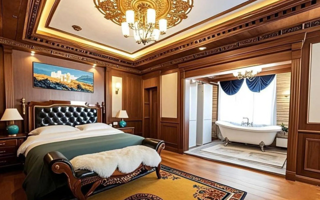 Lu Hua Grand Hotel