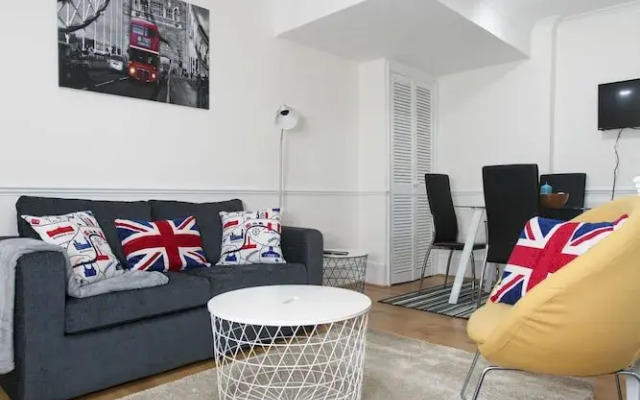 Victoria Magical Atmosphere with Patios