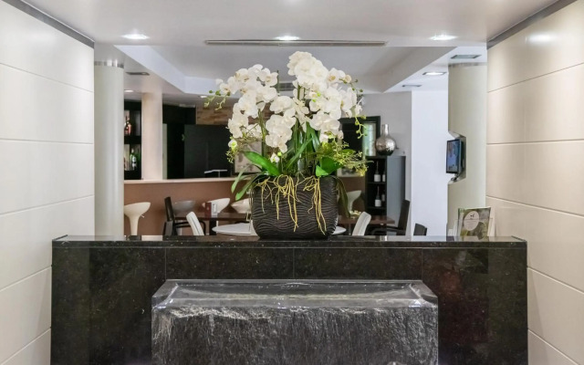 Best Western Plus Grand Hotel Victor Hugo
