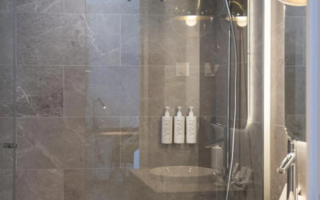 Kyriad Prestige Asnieres-sur-seine