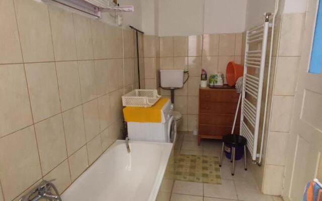 Júlia Apartman.