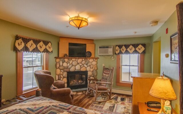 Woodstock Inn Station & Brewery