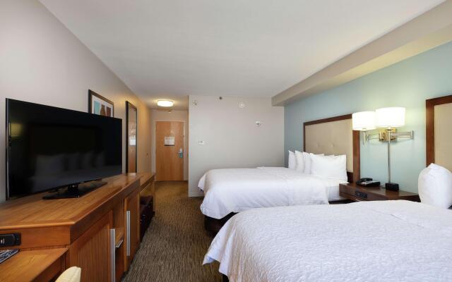 Hampton Inn & Suites Austin-Airport