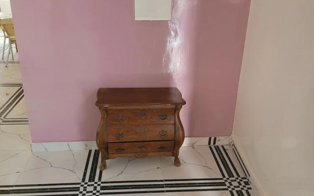 Chez Medzo