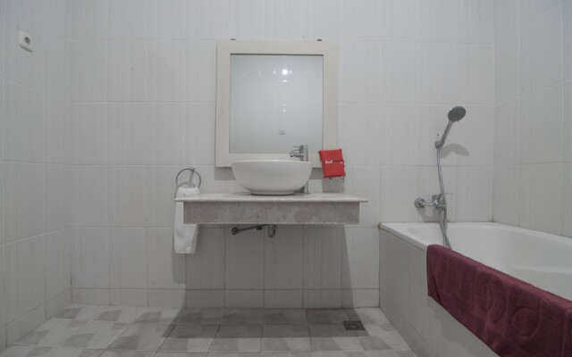 RedDoorz Premium @ Kahai Beach Lampung