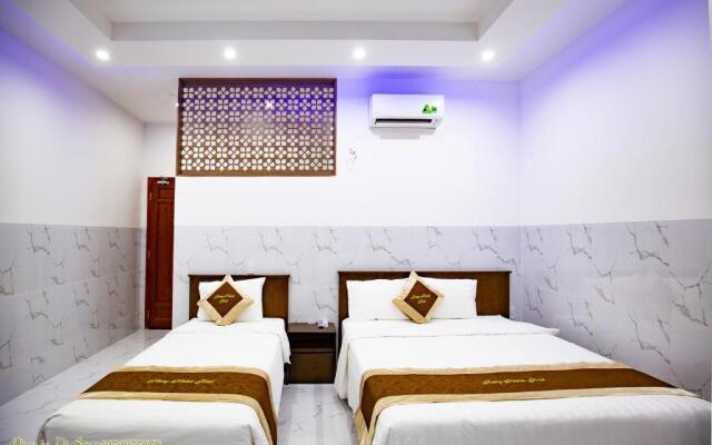 Hung Khanh Hotel