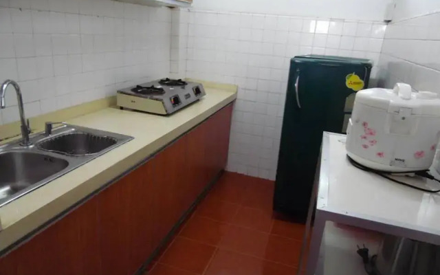 Domon Mekong Riverside Apartment & Hotel