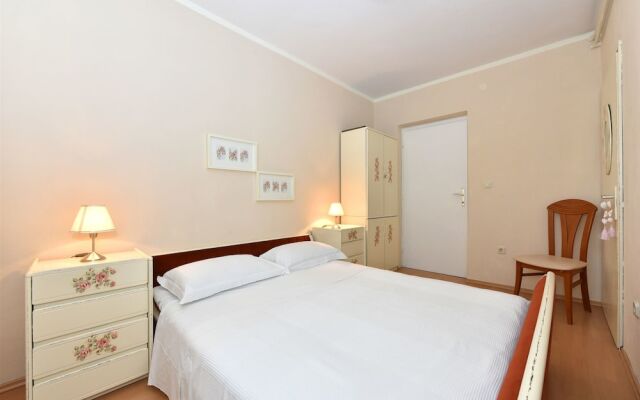 Apartment Mirjana