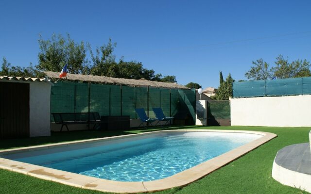 Child-friendly Holiday Home With Many Facilities in Aix-en Provence