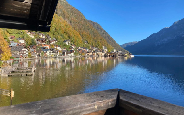 Hallstatt Lakeside Top 4