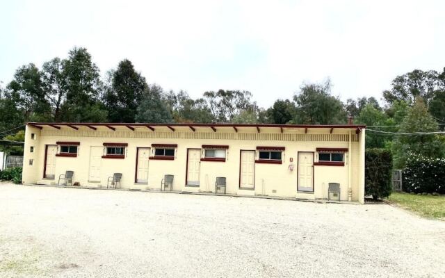 Auto Lodge Motor Inn
