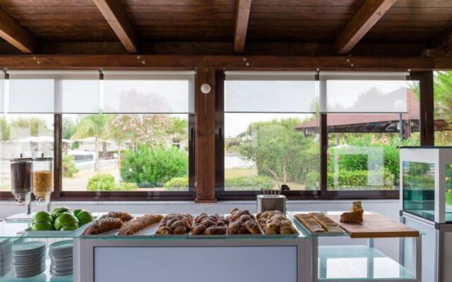 Nicolaus Club Alimini Smile