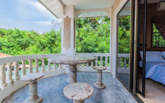 Pattaya Lagoon Villas by Pattaya Sunny Rentals