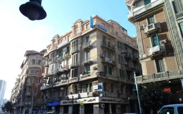 Triomphe Hotel
