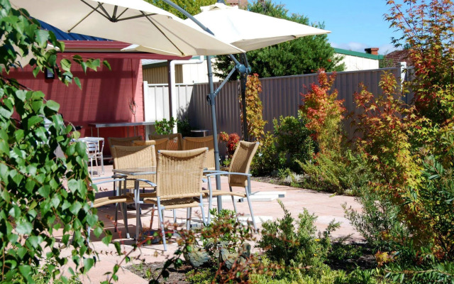 The Henry Parkes Motel Tenterfield