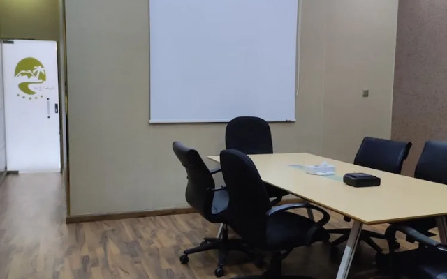 Burj Al Hayat Furnished suites-Al Mallaz