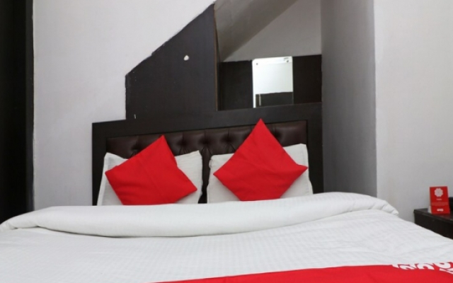 OYO 22977 Hotel Alpine