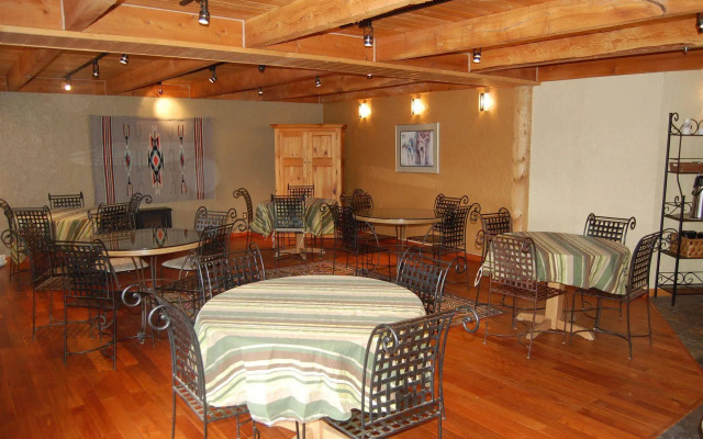 The Boulder Creek Lodge