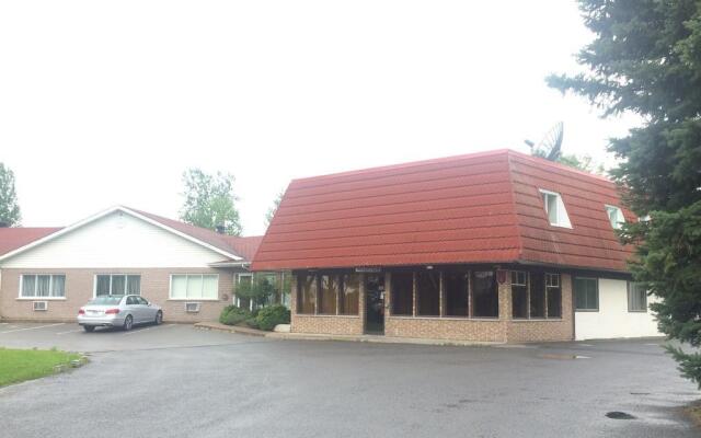 Motel Pignons Rouges