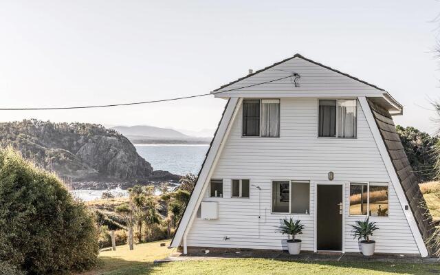 A PERFECT STAY –A Frame Holiday House