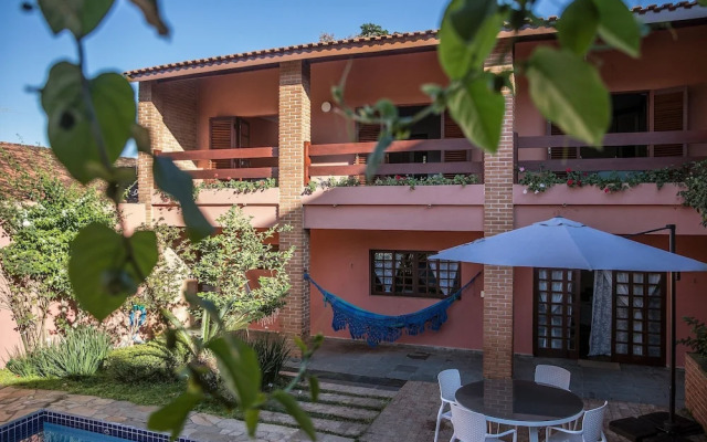 Casa espaçosa na Granja Viana