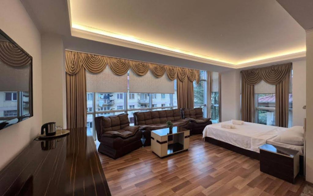 Hotel Argo