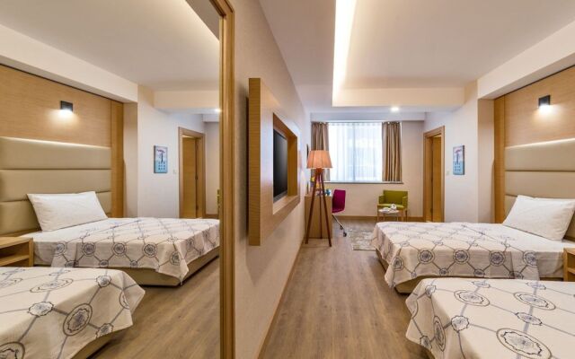 Echoll Hotel