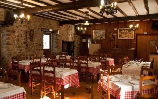Hotel Restaurante Urgain II