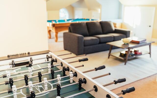 Oak Manor - Callaway