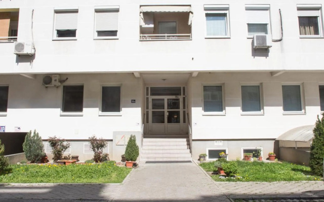 Dia Belgrade Arena Apartment