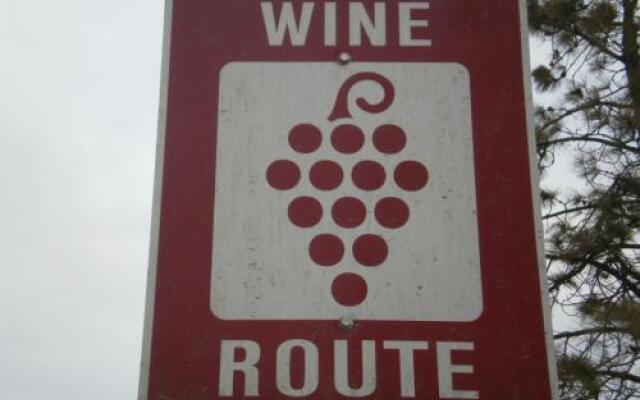 Wine Stopper B&B