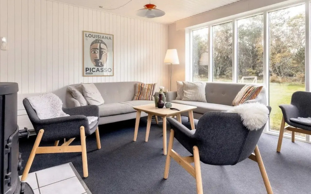 8 Person Holiday Home in Blavand