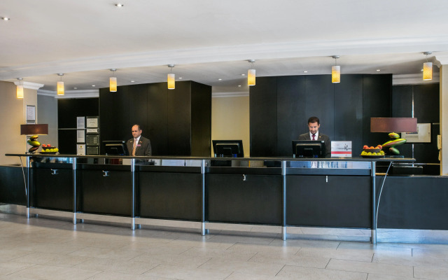 Crowne Plaza Manchester Airport by IHG