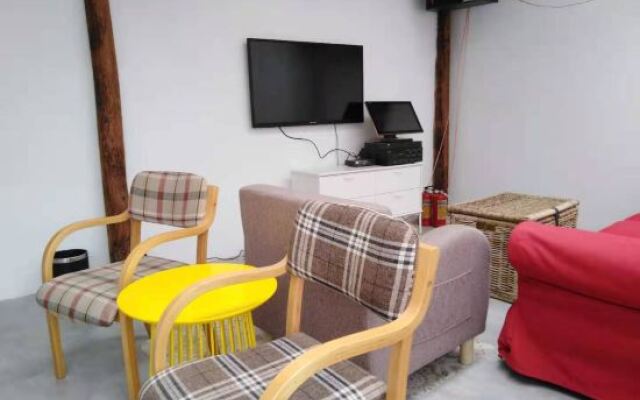 Jishan Jishui B&B