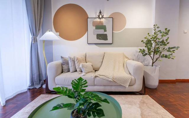 Star Regency by Plush