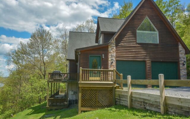 Scenic Overlook 6 Bedroom House