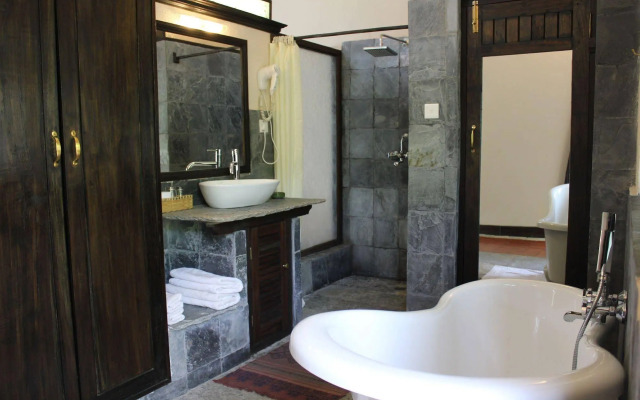 The Begnas Lake Resort & Villas