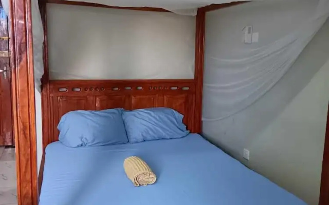 Lux Suites Vee Studio Apartments Bamburi