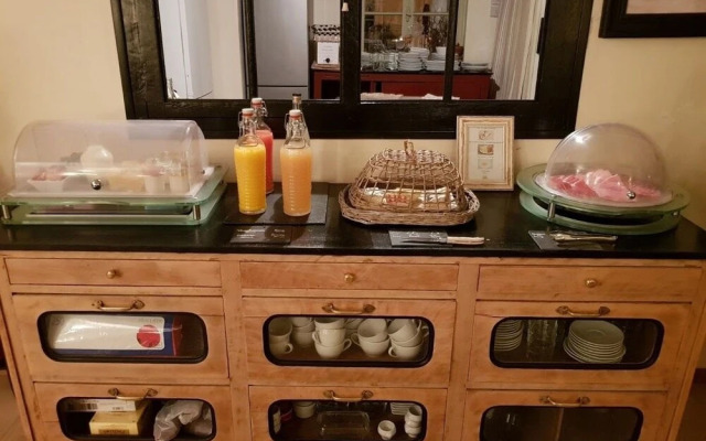 Hotel***Aunette Cottage Senlis