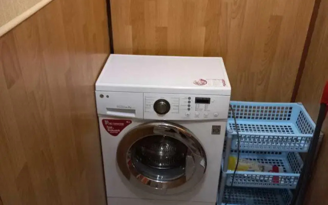 Апартаменты на улице Академика Книповича 33 корпус 1