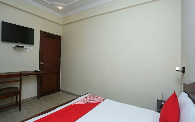OYO 10515 Hotel Vishnu Villas