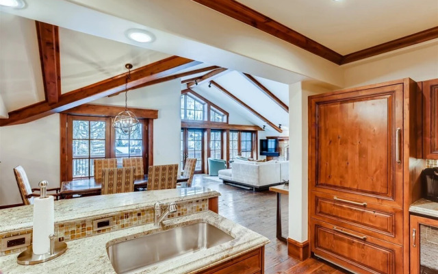 1-#42 4BD One Willow Bridge Road