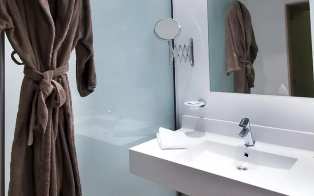 Aero44 Hotel Charleroi Airport