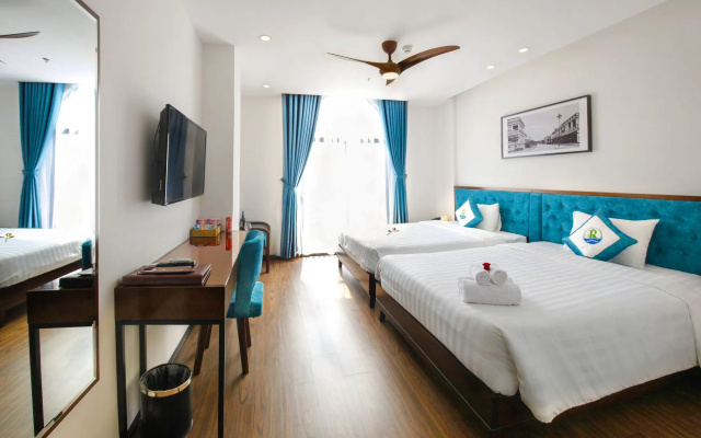 Ritzy Boutique Da Nang