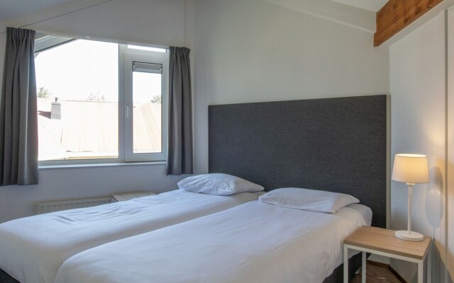Restyled Bungalow with Dishwasher near Cozy Domburg