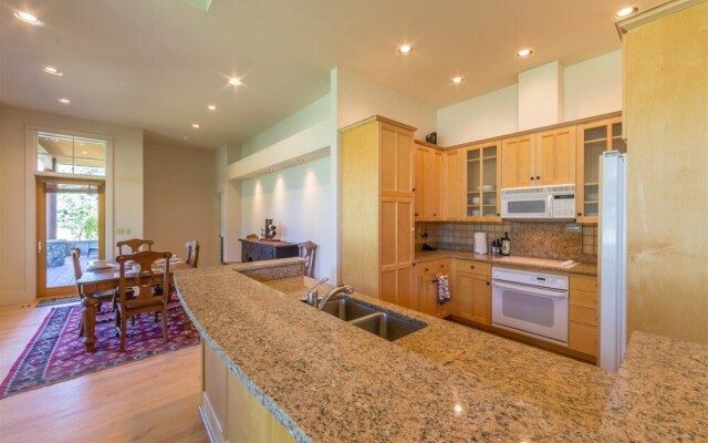 Big Sky - Crail Creek Retreat