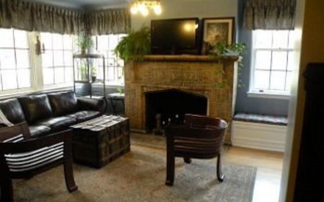 Rosedell Bed & Breakfast